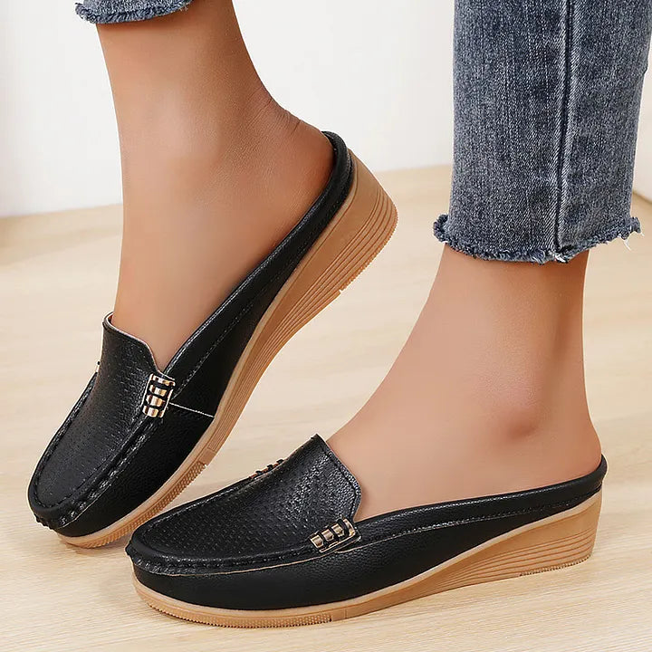 Lena – Lightweight Leather Moccasins