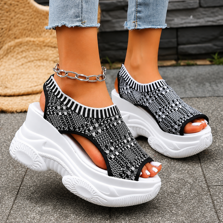 Carolane - Fashionable Thick Soled Sporty Sandal